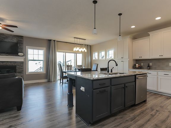 5th image of 2829 SW Cedarwood Ln