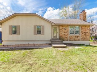 1203 W Elm St, Greenwood, MO 64034