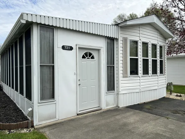 721 Canal St, Celina, OH 45822