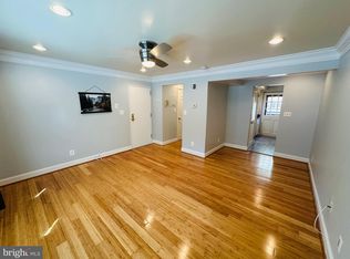 521 Bashford Ln APT 2, Alexandria, VA 22314