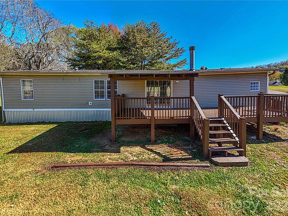 3rd image of 366 Dix Creek Rd #1