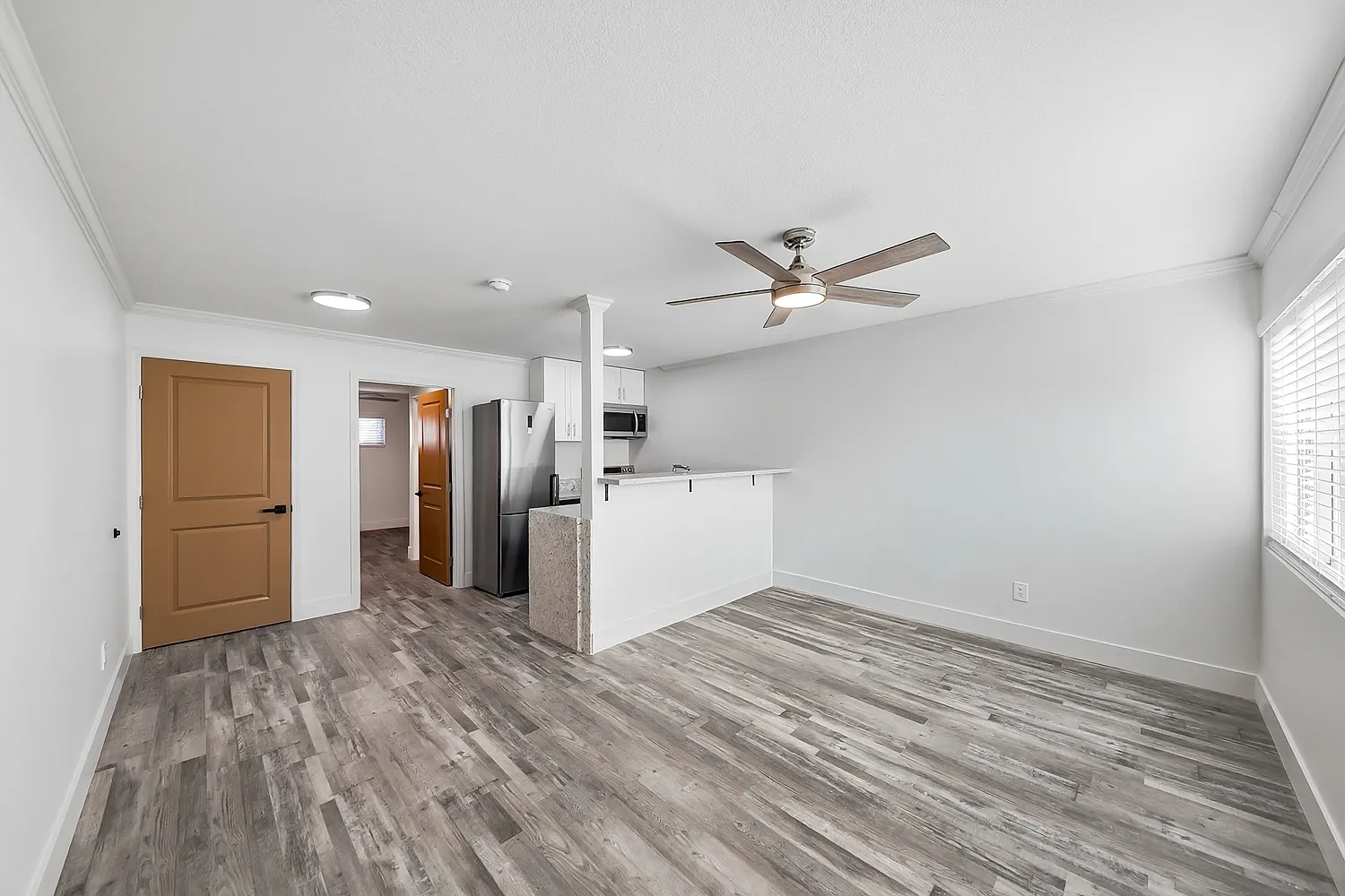 1 bed, 425 sqft, $1,195 — Photo 2