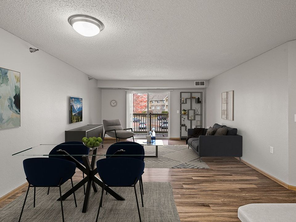 1st image of 1321 Lake Dr #223