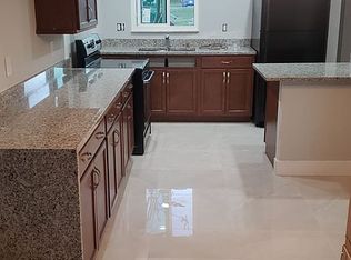 3101 Poolside Dr, Greenacres, FL 33463