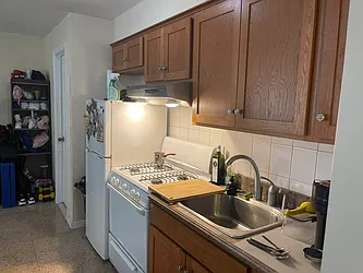 Rented by Metropolis International Realty Inc.