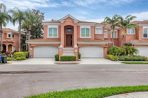5445 46th Ct W Photo 1