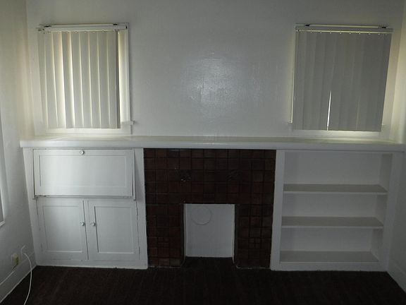 5th image of 4826 Mansfield St #4826