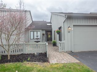 19 Hill Creek Rd, Rochester, NY 14625