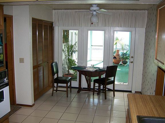 KITCHEN VIEW TO PATIO