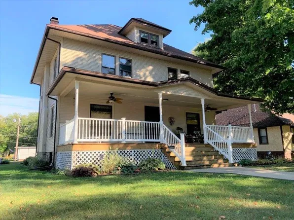 103 Lafayette St, Prophetstown, IL 61277