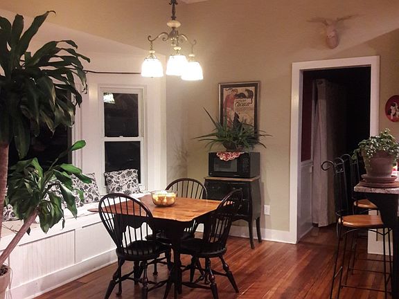 Eat-in kitchen + Window Seat