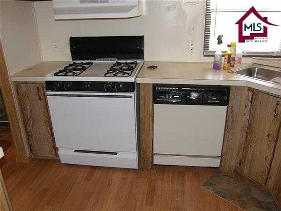 4th image of 5017 Dunn Dr