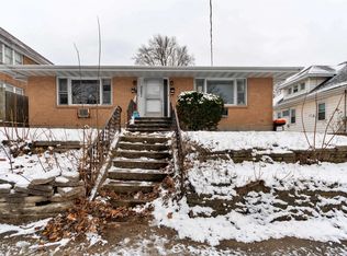 2221 Broadway, Rockford, IL 61104