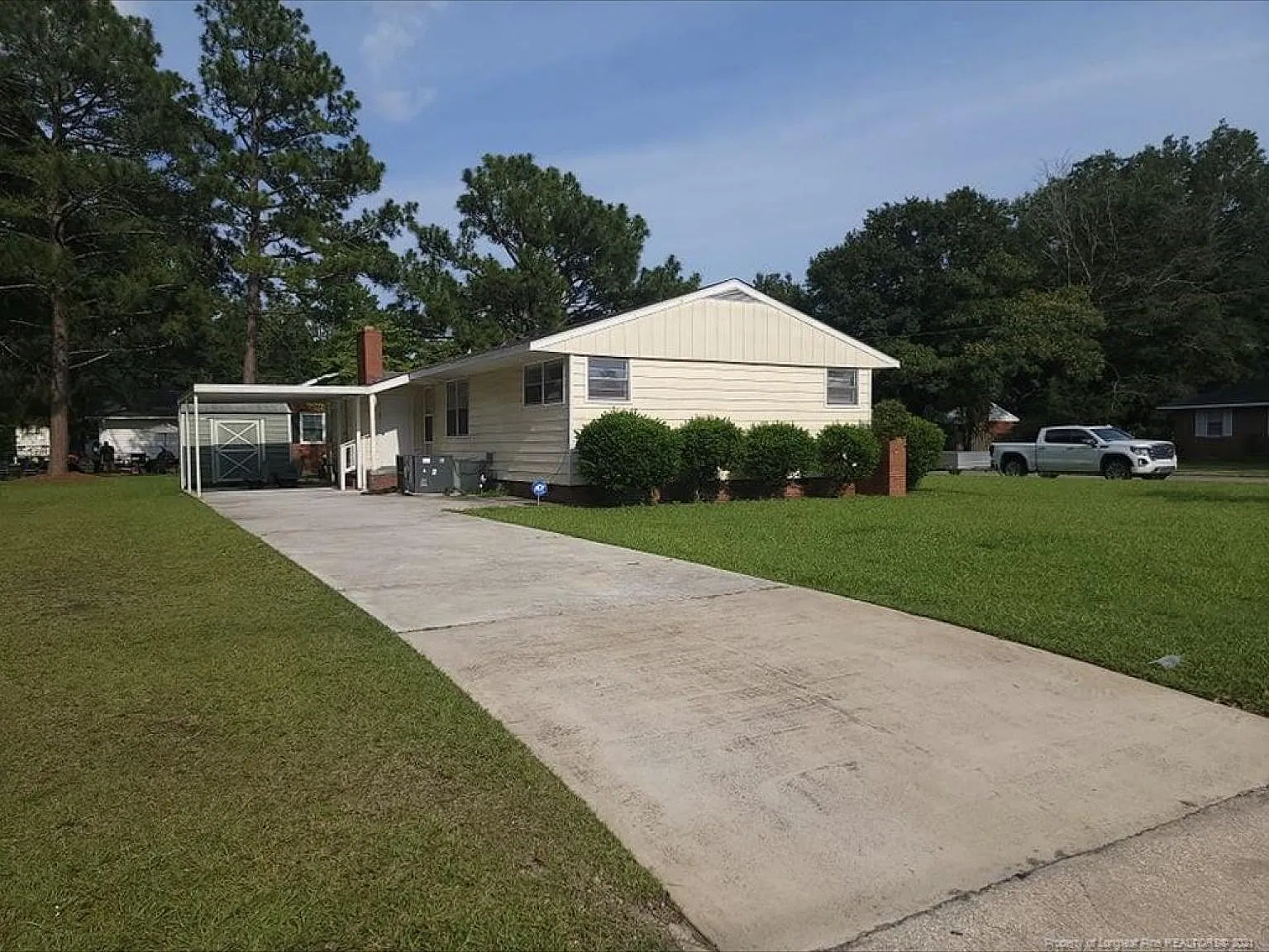 4 bed, 1500 sqft, $1,700 — Photo 3