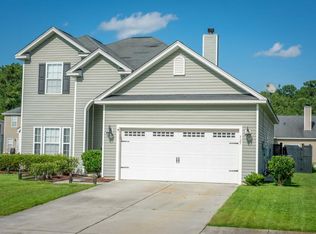 327 Killarney Trl, Moncks Corner, SC 29461