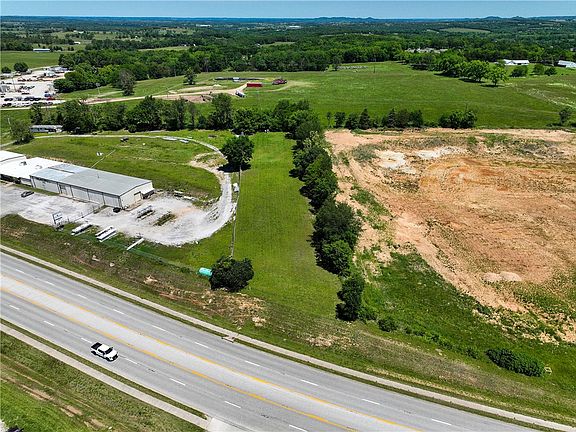3rd image of Highway 62 Spur
