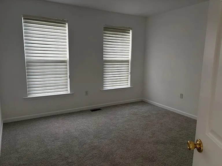 142 Betsy Rawls Dr — Photo 2