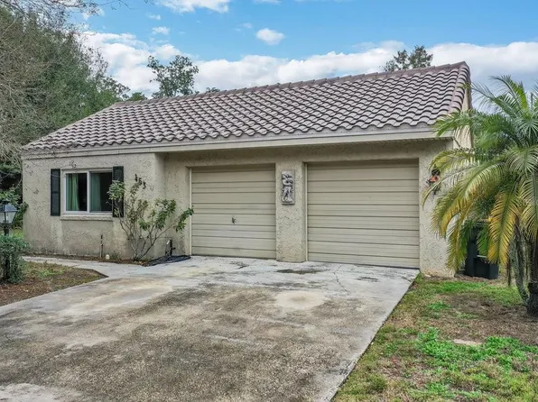 453 San Jose Dr, Winter Haven, FL 33884