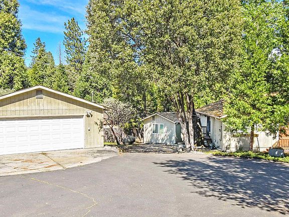 2nd image of 21881 Phoenix Lake Rd