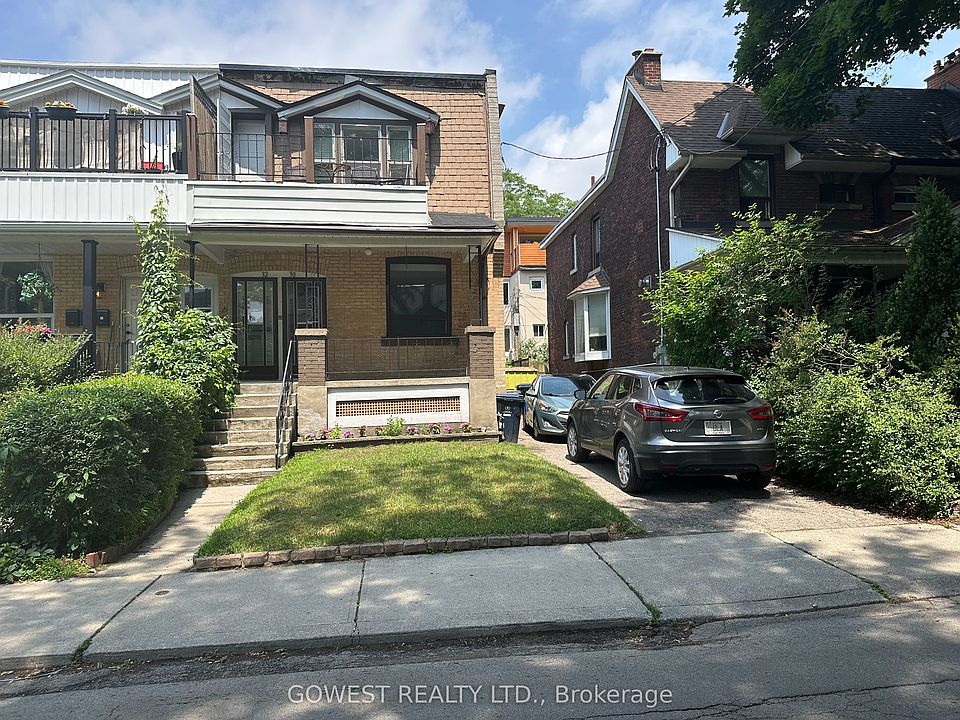 1st image of 30 Grenadier Rd
