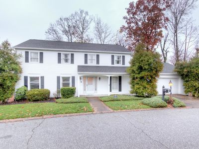 11 Parkway Dr, Huntington, WV, 25705