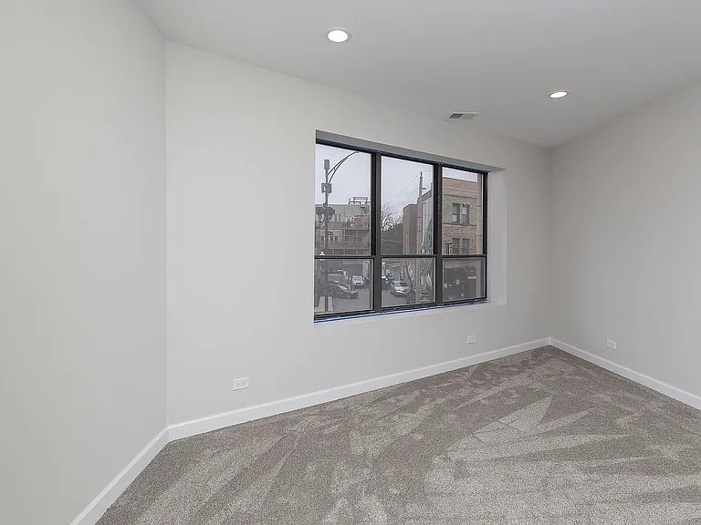 2901-11 N Clark St — Photo 11