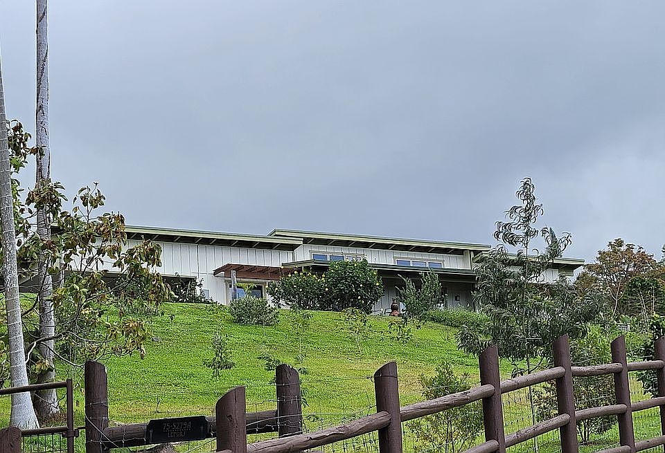 1st image of 75-5279A Mamalahoa Hwy