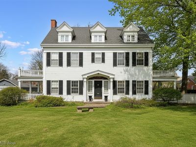 2830 Lee Rd, Shaker Heights, OH, 44120