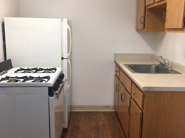 1581 E Washington Ave APT D