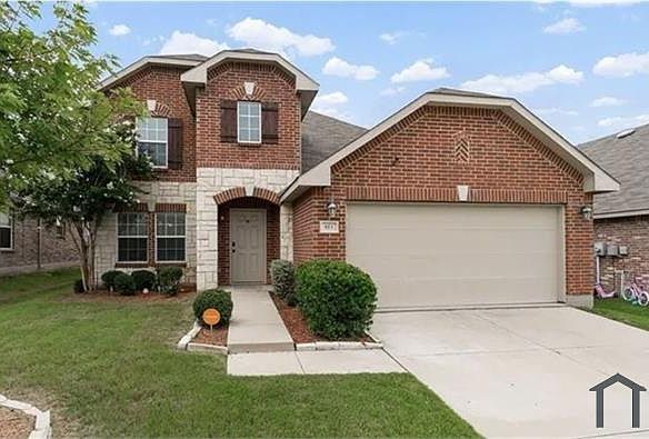 1st image of 813 Lark Dr