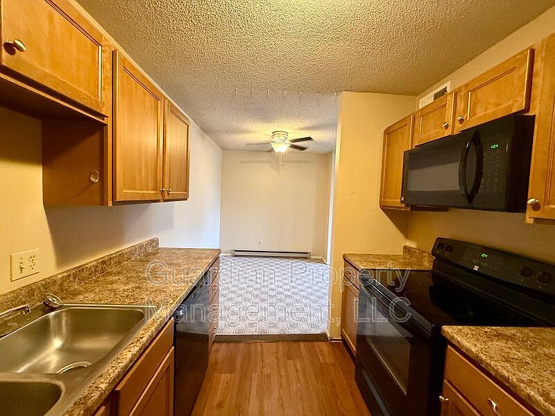 1st image of 515 W 11th St Unit 1