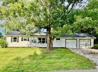 102 Clearview Dr, Mount Vernon, OH 43050