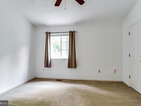5th image of 22566 Lower Kells Ln