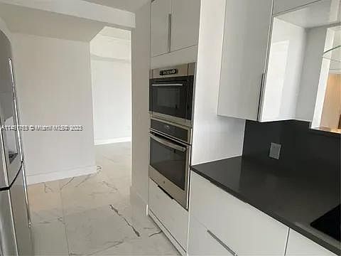 5th image of 4000 Island Blvd #2403