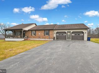 6133 Lake Rd, York, PA 17403