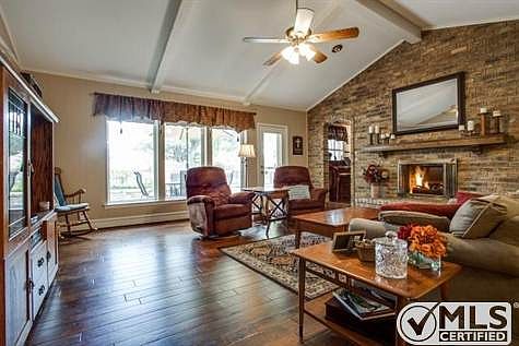 5th image of 513 Sequoia Dr