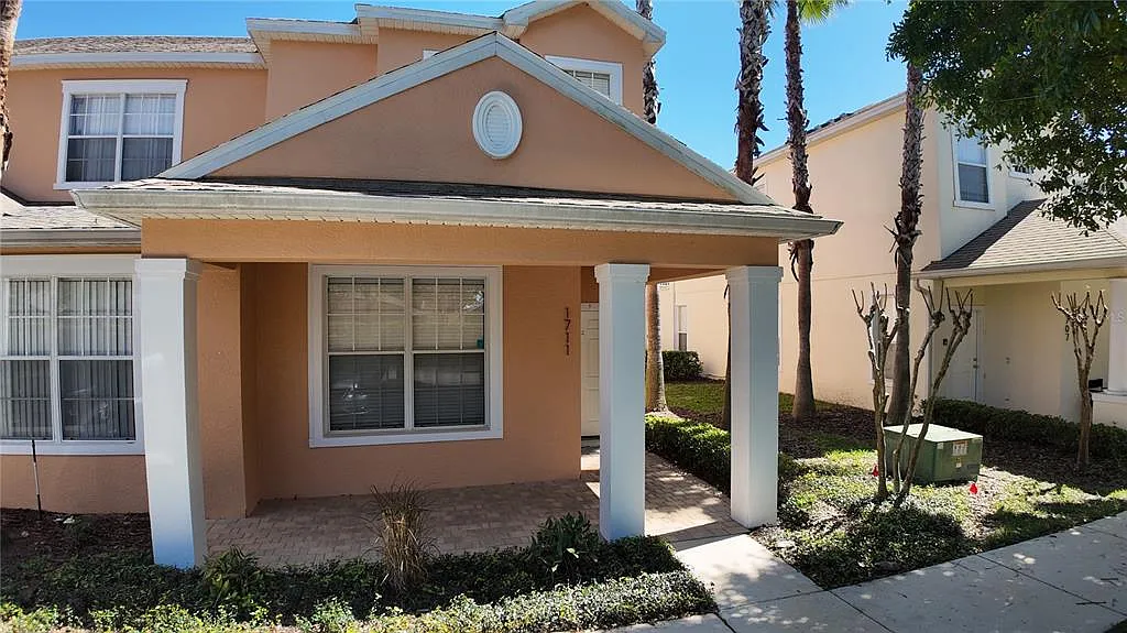 3 bed, 3.0 bath, 1503 sqft, $2,100 — Photo 3