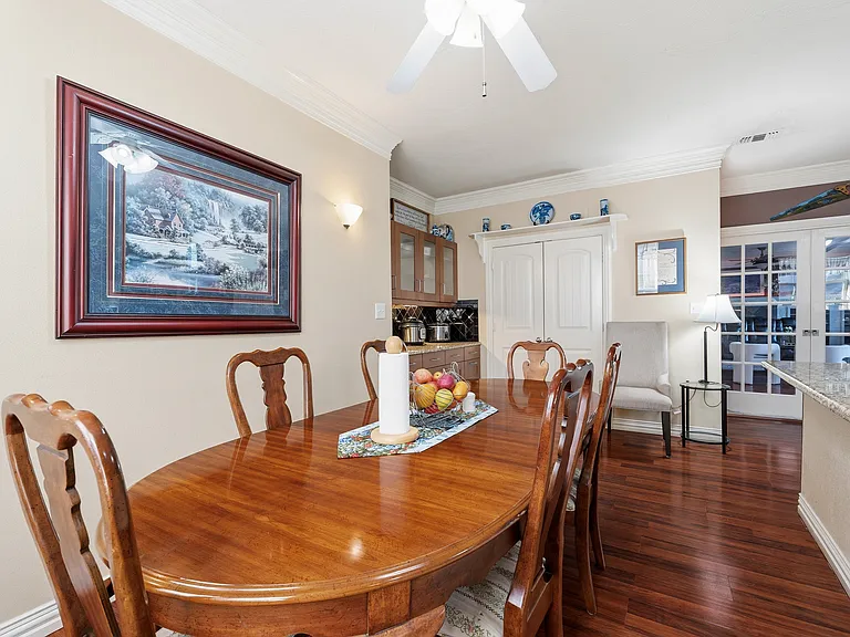 2720 Oates Dr — Photo 52