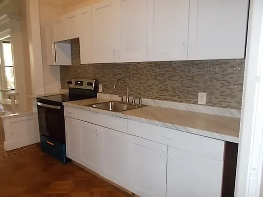 Rented by Marjorie Thompson, LREB | media 3