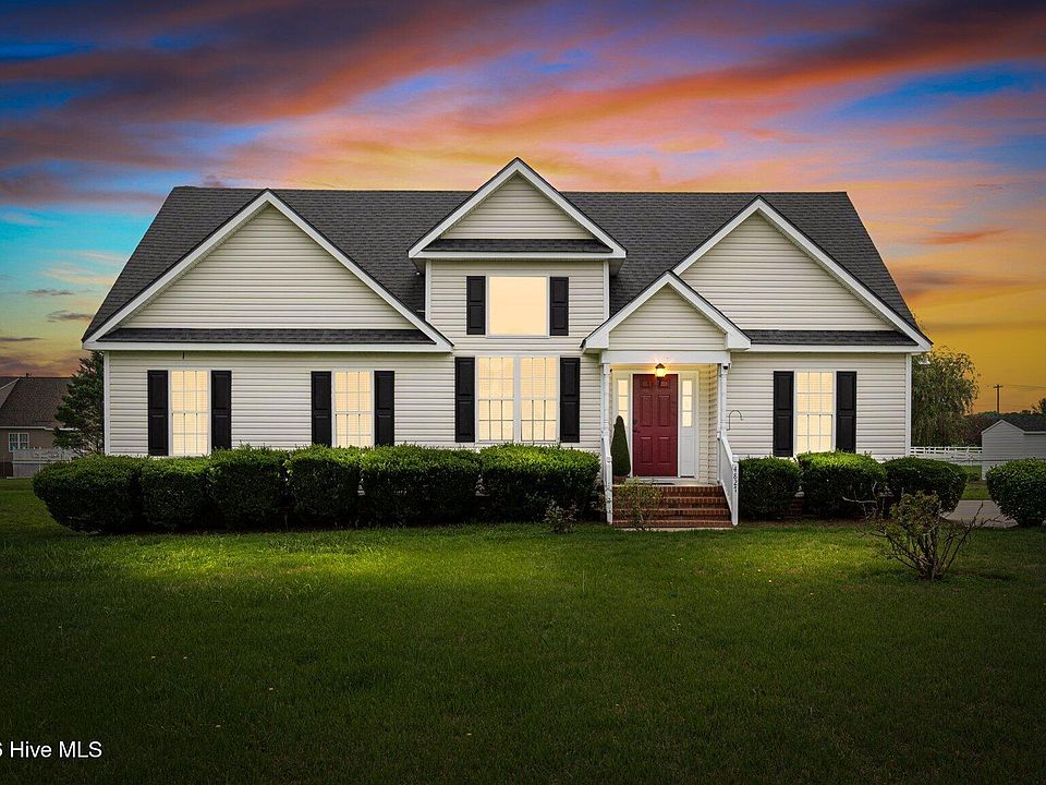 1st image of 4827 Hunter Ridge Court