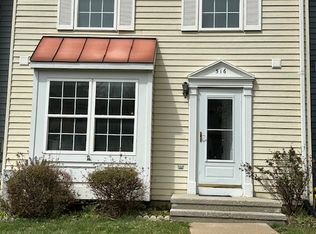 516 Crossbridge Dr, Westminster, MD 21158