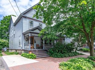 19 George St, Saratoga Springs, NY 12866
