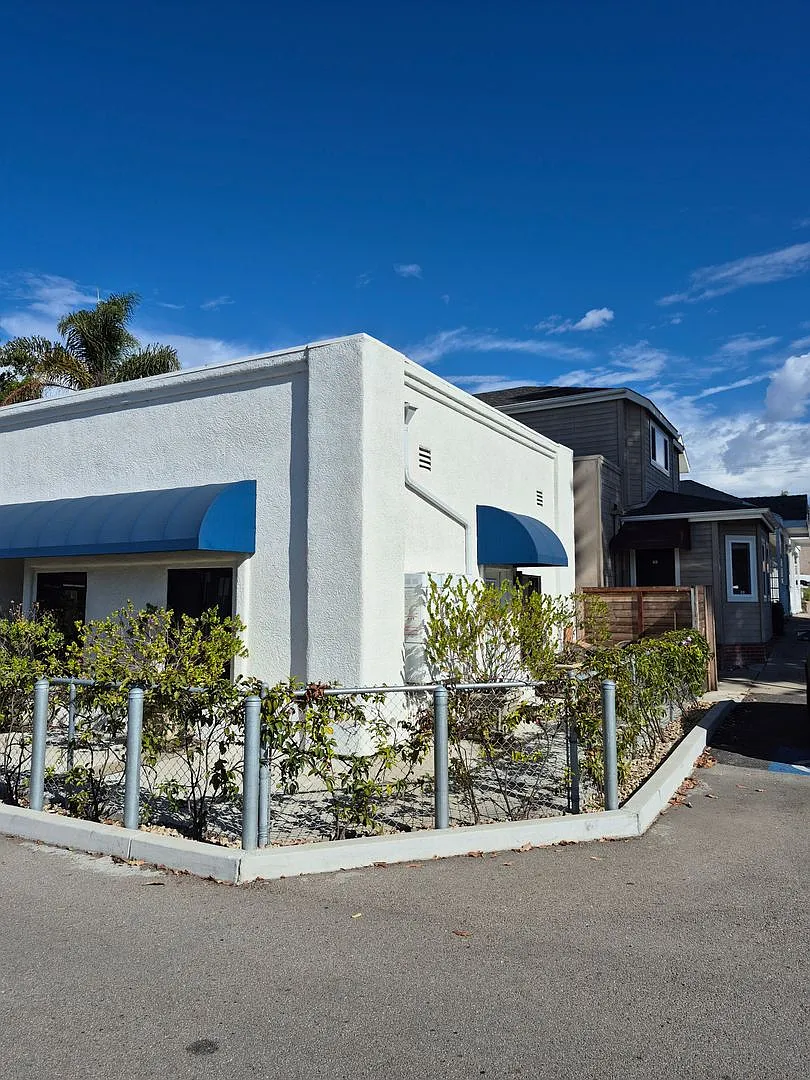 3052 160 North 9th Street — Photo 2