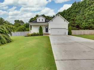 202 Meadow Ln, Easley, SC 29642