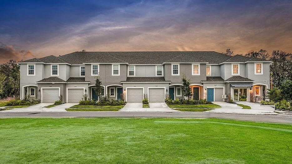 1st image of 8489 LUNAR SKYE STREET