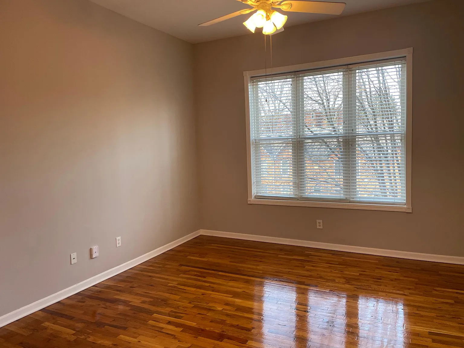 2126 Fulton Avenue — Photo 3