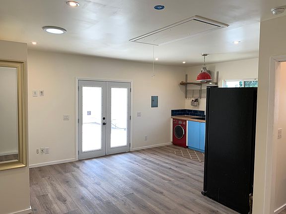 4th image of 651 Tufts Ave