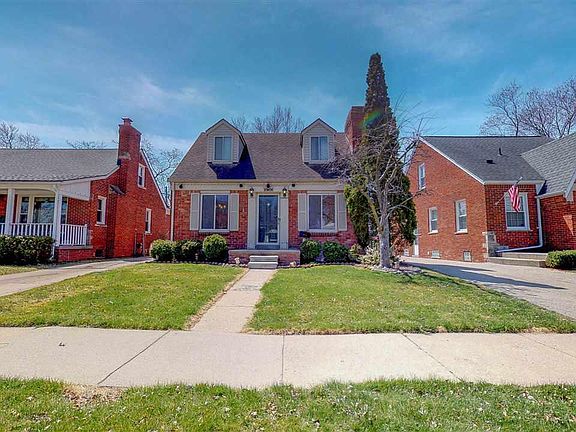 2nd image of 21608 Englehardt St