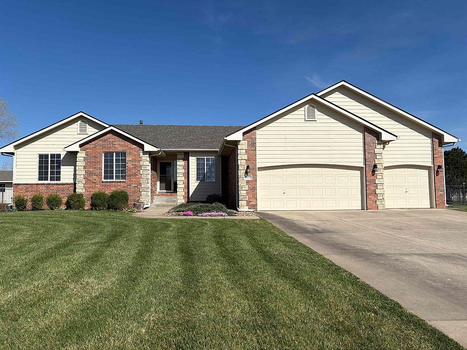 1st image of 1625 E Woodbrook Ln