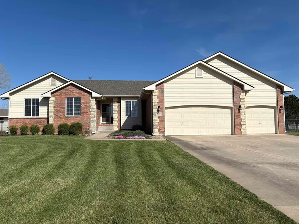 1625 E Woodbrook Ln, Derby, KS 67037